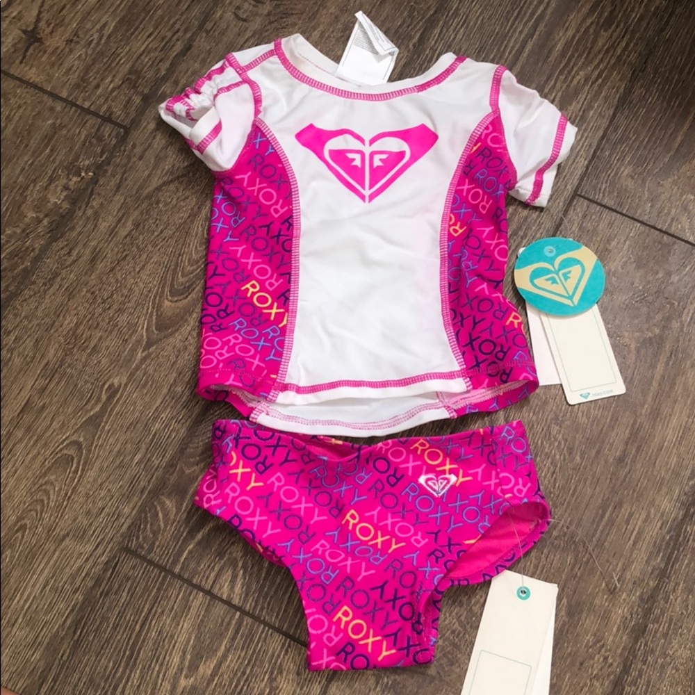Roxy toddler rash guard set